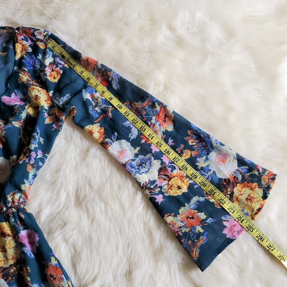 Show Me Your MuMu Red Rocks Bell Sleeve Romper XS - Picture 15 of 16